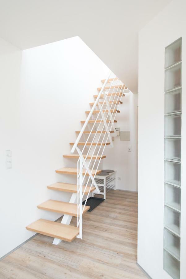 Maisonette Apartment Am Bahnhof - Adults Only Инсбрук Экстерьер фото