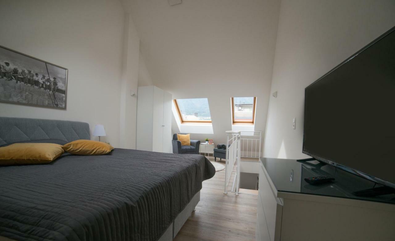 Maisonette Apartment Am Bahnhof - Adults Only Инсбрук Экстерьер фото