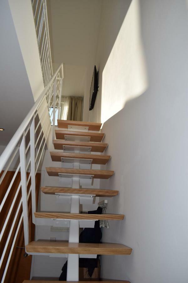 Maisonette Apartment Am Bahnhof - Adults Only Инсбрук Экстерьер фото