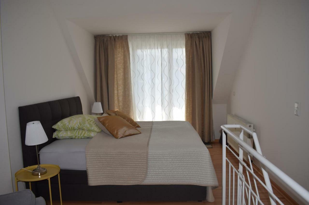 Maisonette Apartment Am Bahnhof - Adults Only Инсбрук Экстерьер фото